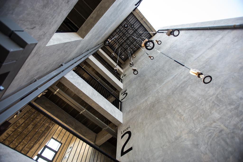 Rumpai Loft Habitat Chiang Mai Ngoại thất bức ảnh