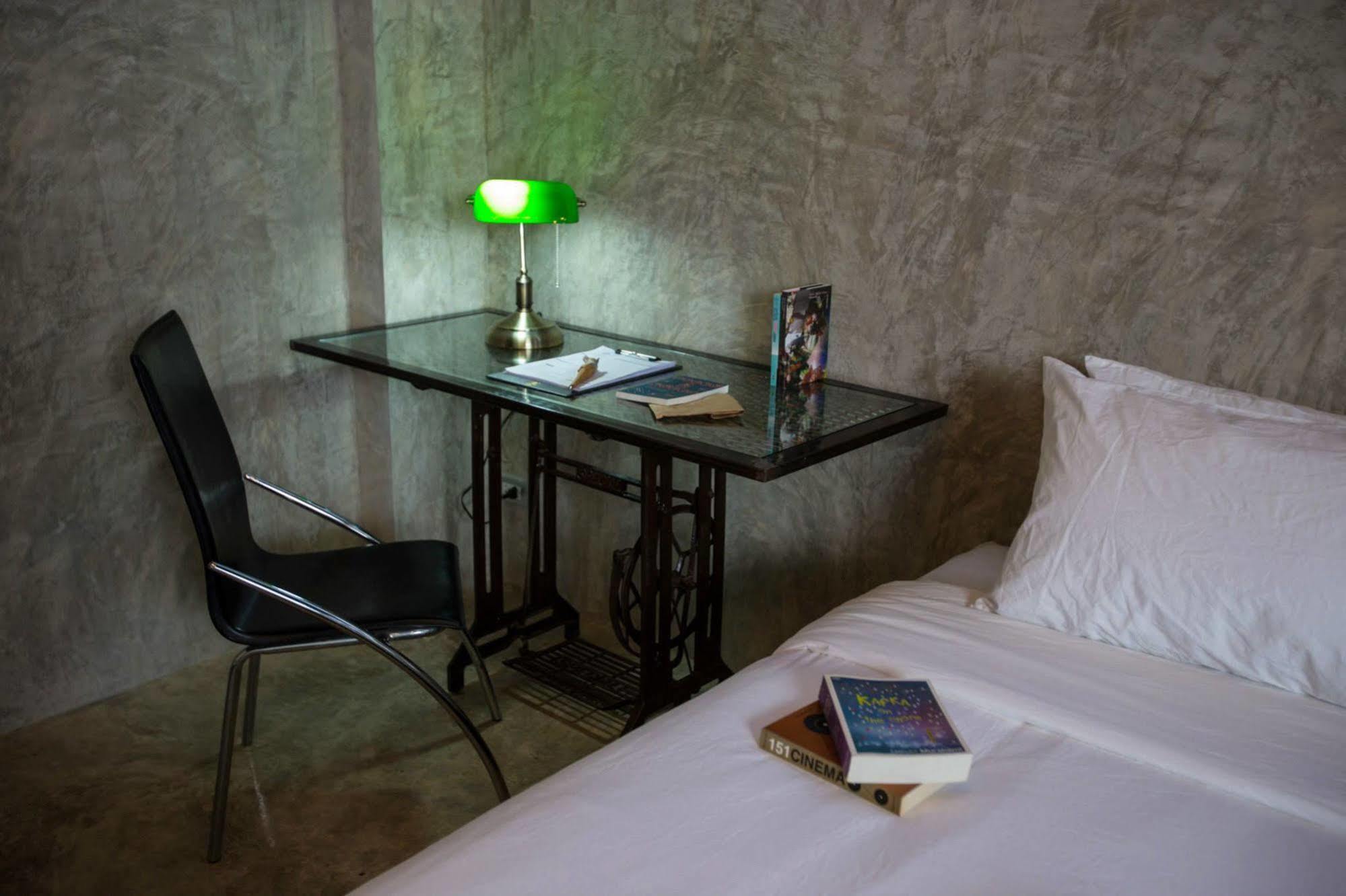 Rumpai Loft Habitat Chiang Mai Ngoại thất bức ảnh