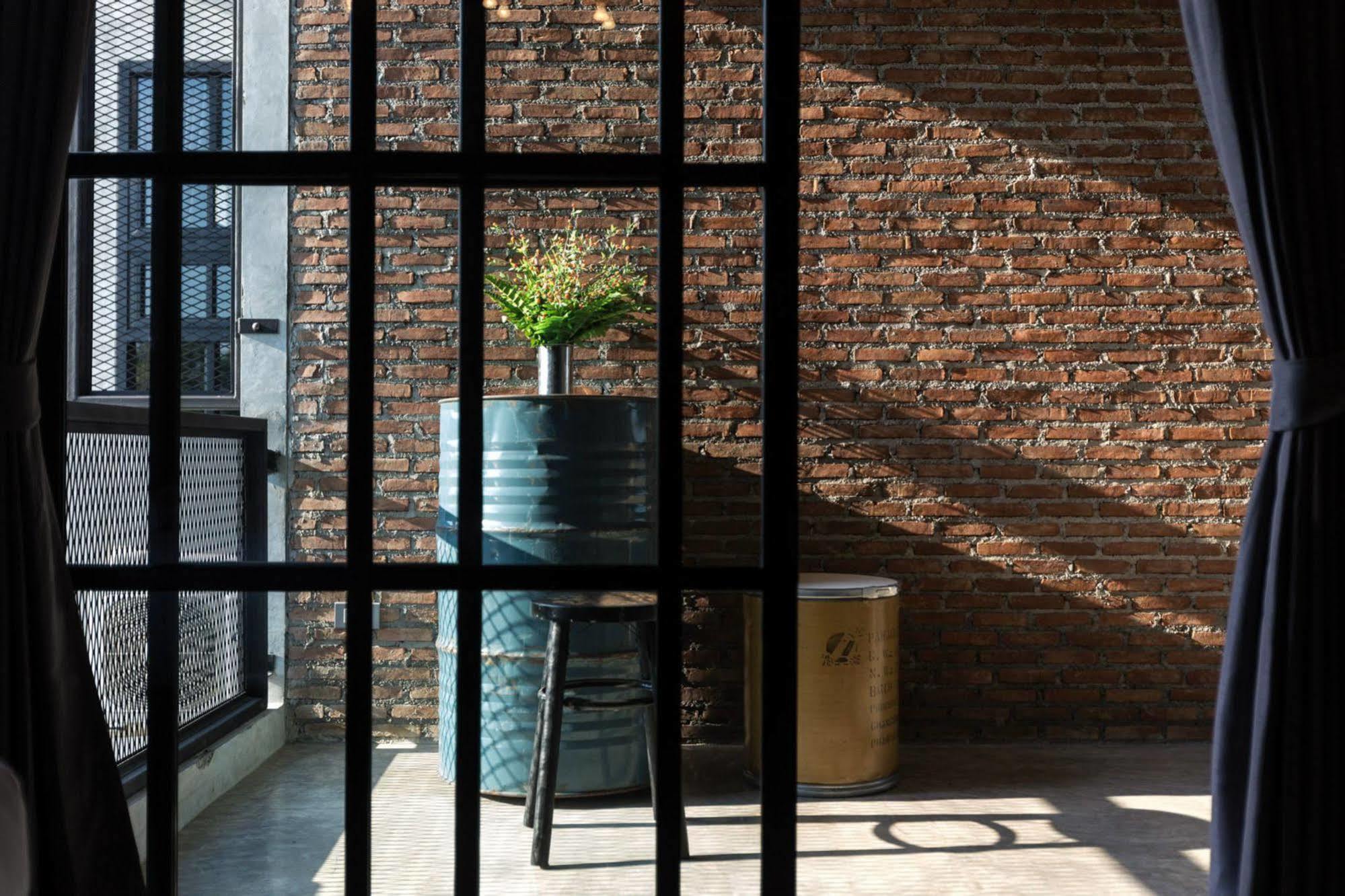 Rumpai Loft Habitat Chiang Mai Ngoại thất bức ảnh