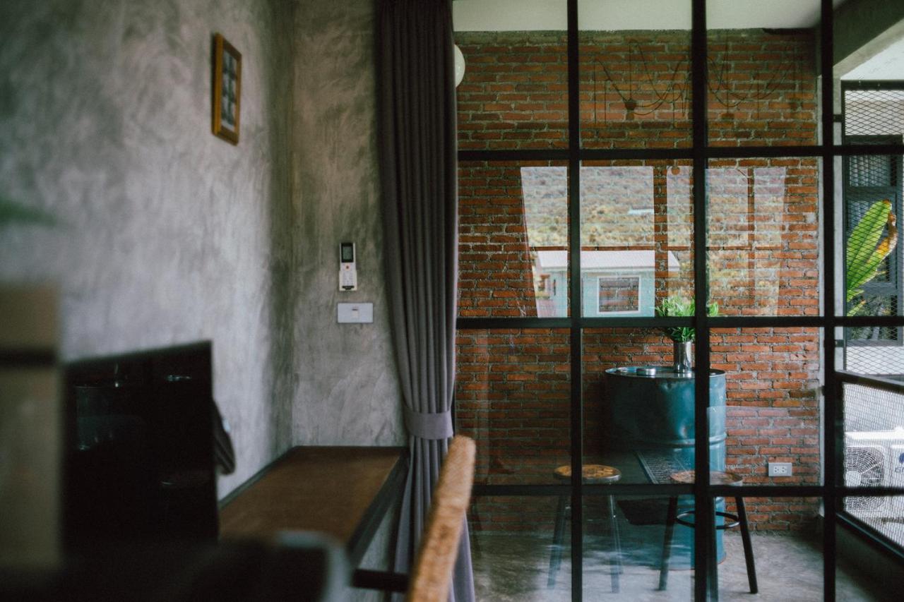 Rumpai Loft Habitat Chiang Mai Ngoại thất bức ảnh
